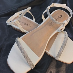 Rasteirinha Branca Strass 39 - comprar online