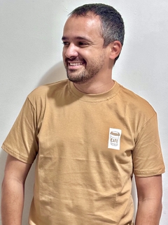 Camiseta Adulto Manga Curta Unissex C.A.F.E (LC 10.27) - comprar online