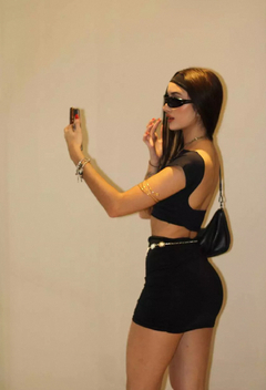 BLUSA LOREN BASIC na internet