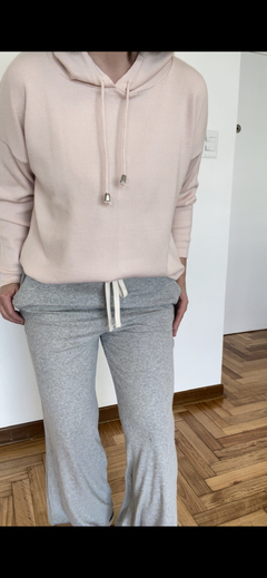 Sweater con capucha en internet