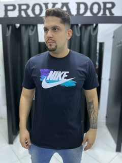 Camisa Nike na internet