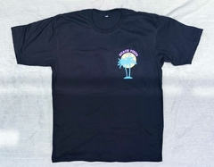 ONLY BEACH VIBES UNISEX en internet