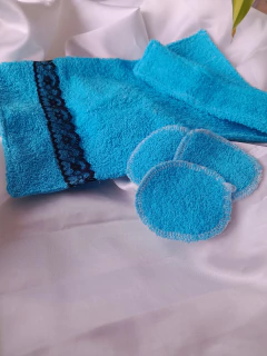 SET DE SKINCARE (Toalla+Vincha+ 3 Pads desmaquillantes) - comprar online