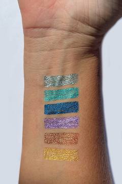 Delineador glitter - comprar online