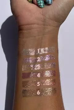 Sombra liquida con glitter - comprar online