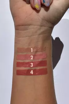Lip gloss con color - comprar online