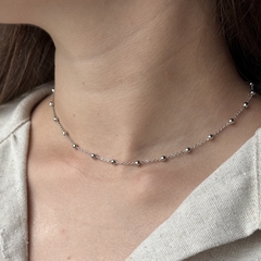 Choker Bolinhas Banhada a Prata