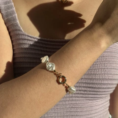 Pulseira Pérolas Orgânica Banhado a Ouro 18k - comprar online