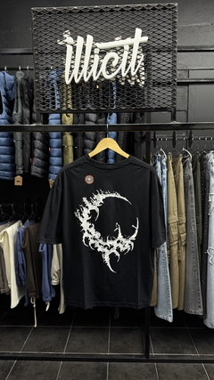 Remera boxy CMMNTY negra logo espalda