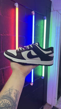 Nike dunk low Panda en internet