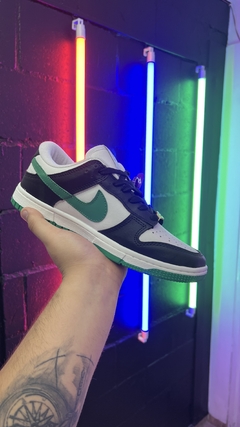 Nike SB Dunk low pro Negro - verde - blanco - INDUMENTARIA ILLICIT