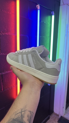 Adidas campus Gris claro