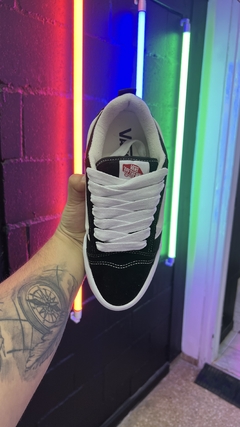 Vans KNU - INDUMENTARIA ILLICIT