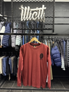 REMERA MANGA LARGA BORDO CMMNTY