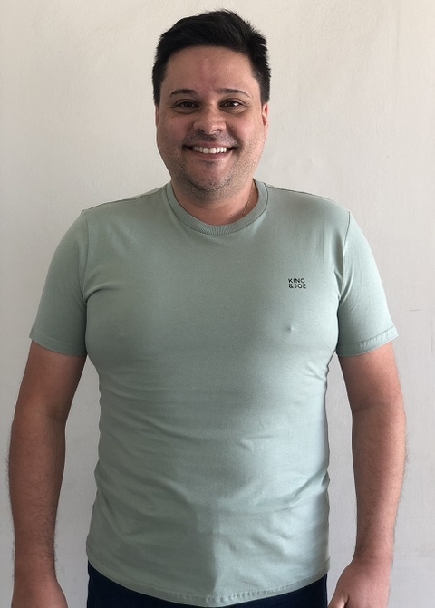 CAMISETA MASCULINA MALHA MANUSCRITO - KING & JOE