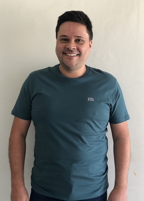 CAMISETA MASCULINA MALHA MANUSCRITO - KING & JOE