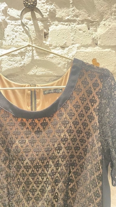 Blusa de Seda Le Lis Blanc Rendada - comprar online