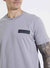 Camiseta New Slim Placa Em Logo Forum - comprar online