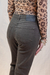 CALCA COLOR CROPPED STRAIGHT BARRA A FIO CAFE- CKJ