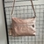Imagem do Bolsa Kipling crossbody Annabelle rosa quartz metallic