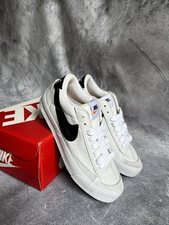 NK Blazzer Low 77N H - comprar online