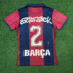 Camisa Barcelona Travis Scott Skeleton - Retrô Versão Jogador – 2000/2001 – Azul Grená - comprar online