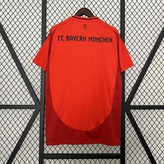 Imagem do BAYERN DE MUNIQUE UNIFORME 1 2024/25