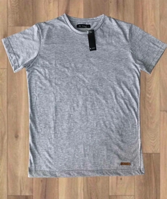 Remera lisa 100% peinado - comprar online