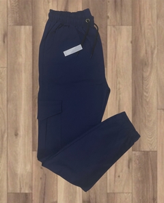 Imagen de PANTALON CARGO ELASTIZADO TALLE SUPER ESPECIALES