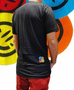 REMERA SMILE BLACK - tienda online