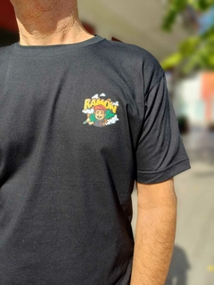 REMERA RAMON NEGRA Estampa Frente y Espalda - comprar online