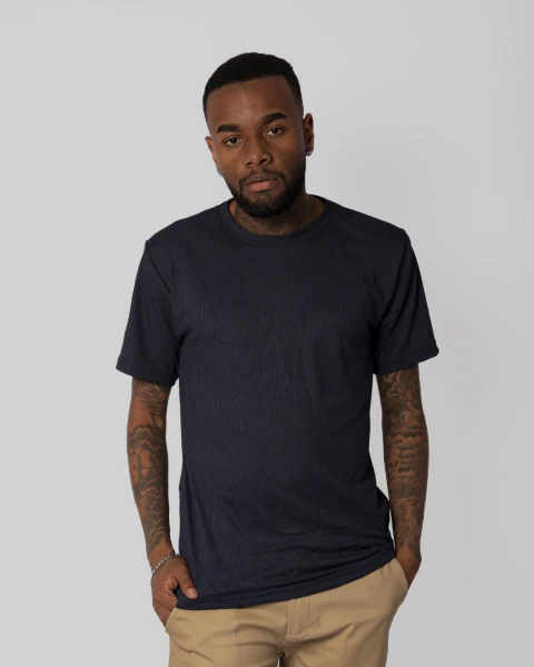 Camiseta Comfort Slim Canelada -Azul Marinho