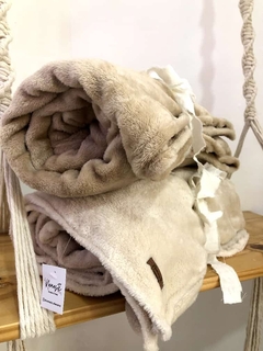Manta polar soft Beige - comprar online