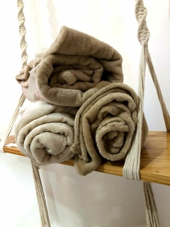 Manta polar soft crudo - Namasté diseño y deco