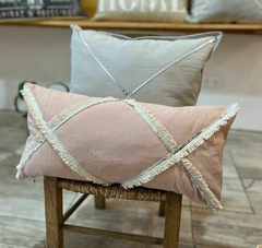 Almohadón Rosa con apliques - comprar online