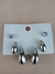 Conjunto de brincos pequenos