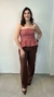 Calça reta de alfaiataria com bolso de facas