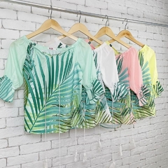 Blusa Feminina Estampa Folhas M - loja online