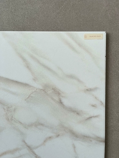 CALACATA 50X50 - C:2.30m2 en internet