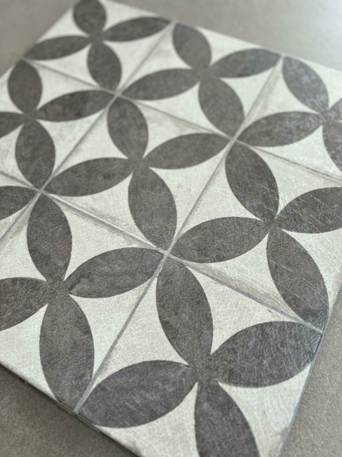 FLOWER BLACK 45X45- C:2.05m2 - comprar online