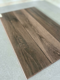 LEGNO MARRONE 34X51 - C:2.27m2 - comprar online