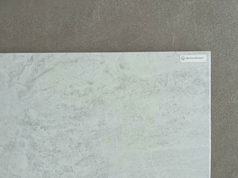 MALAGA GRIS 32X47 - C:2.30m2 - comprar online