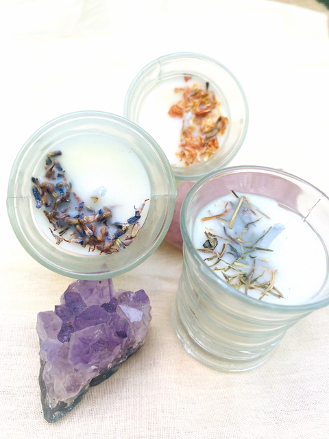 Kit 3 Velas Aromáticas com Ervas - Alecrim, Lavanda e Laranjeira