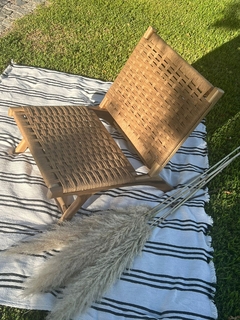 Poltrona curva de Guayubira - comprar online