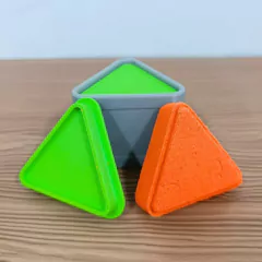 Molde triângulo para fabricação de sabonetes ou shampoo sólidos | Prensa triângulo - 3D Prints - Soluções