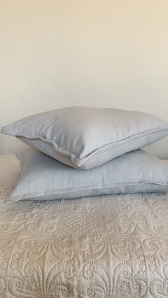 Almohadón Tusor gris - comprar online