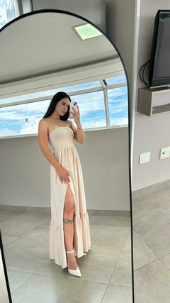 Dress com fenda na internet