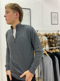 Sweater 1/2 cierre Hombre - comprar online