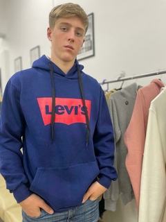 Buzo frisa Levi's