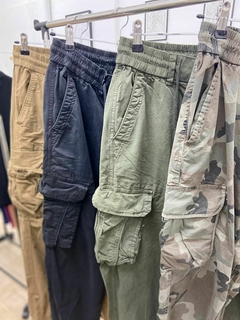Pantalón jogger cargo hombre - Isi. Tienda de ropa